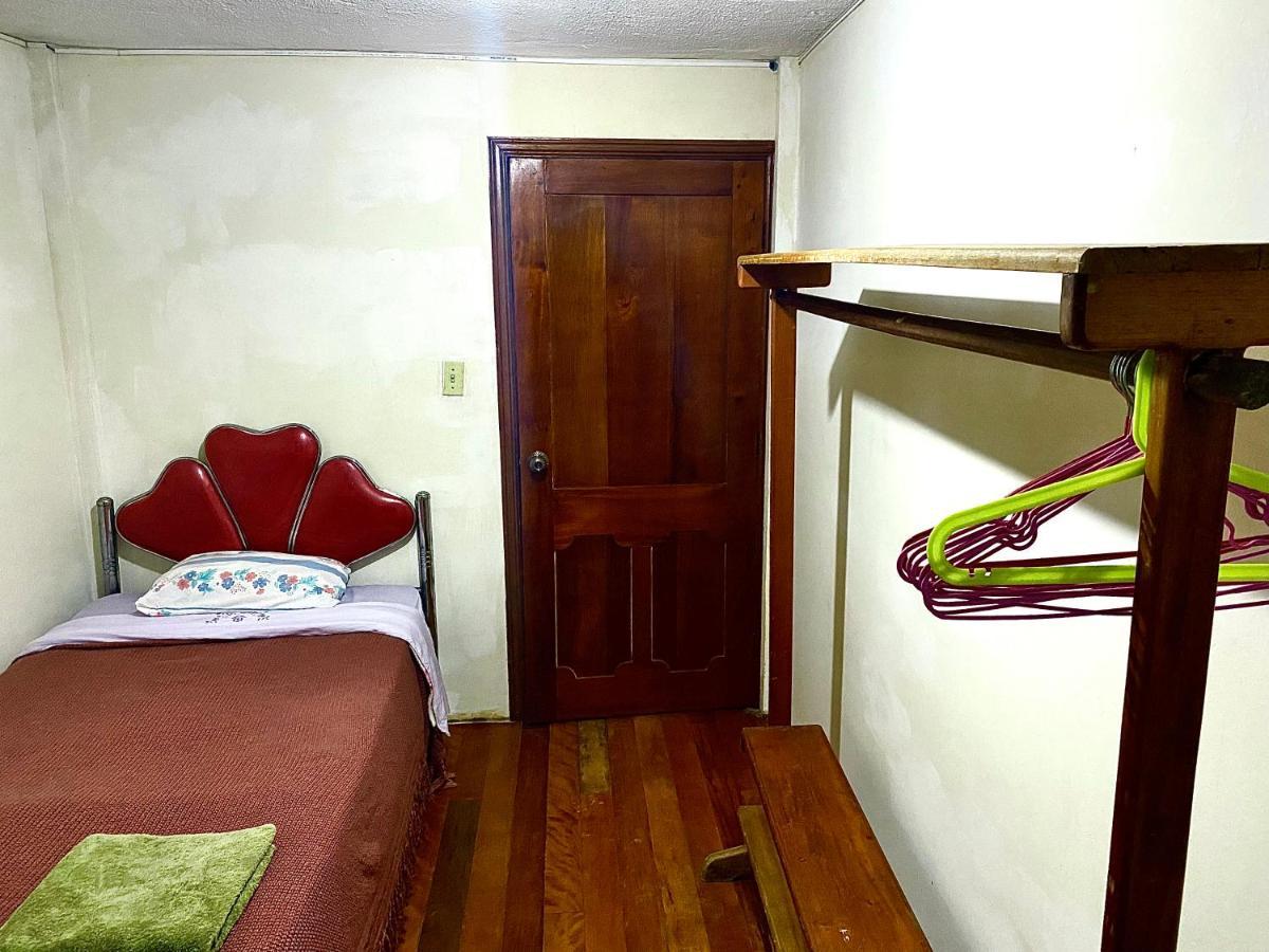 Casa Nomada Puyo Bed & Breakfast Exterior photo